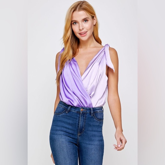 Colorblock Tie Bodysuit - Picture 2 of 2